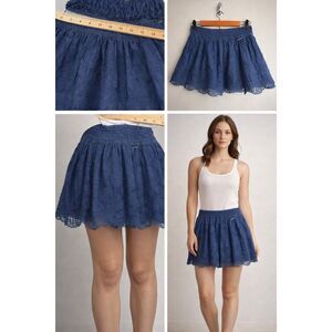 Abercrombie & Fitch Navy Blue Lace Mini Skirt Size M Elastic Waist Lined